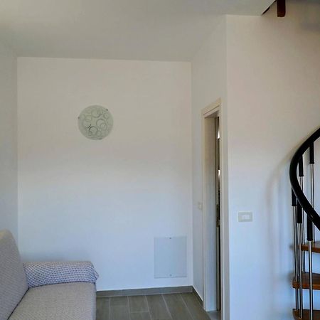 Oceanis Apartment Сими Екстериор снимка